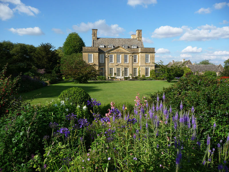 Gardens of the Cotswolds Group Tour