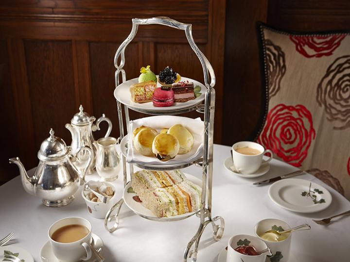 Afternoon tea at Brown&#039;s Hotel