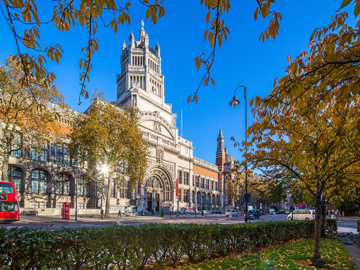 V&amp;A Museum in London © VisitLondon/Jon Reid