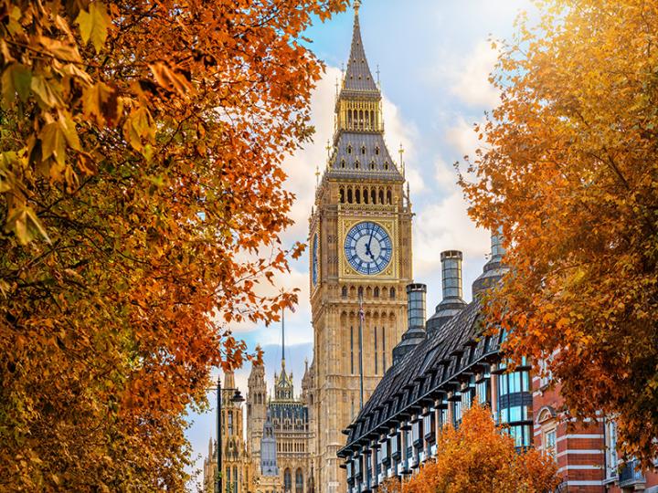 Big Ben in Autumn © Shutterstock